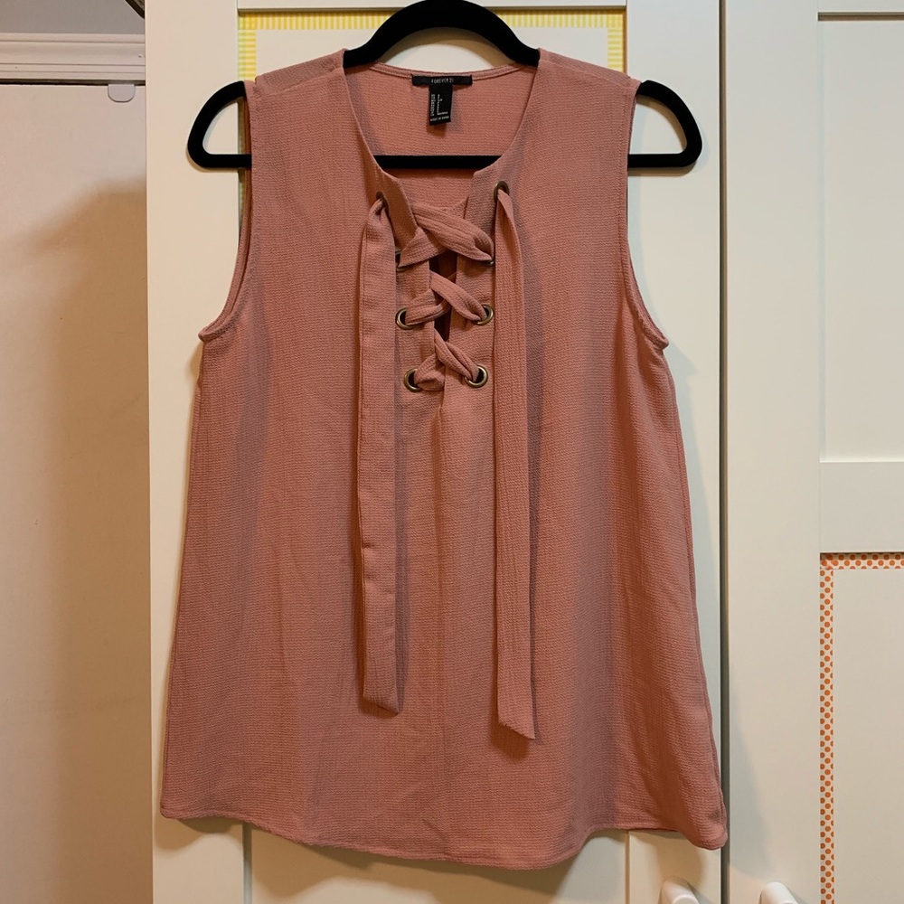 Sleeveless blouse